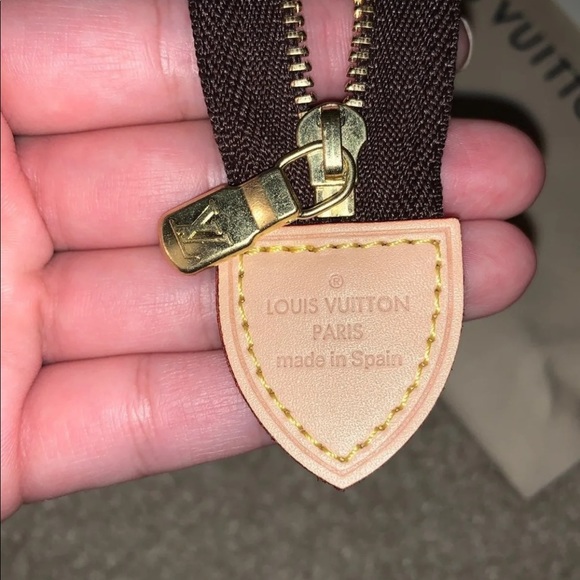 ❌SOLD❌Louis Vuitton Toiletry 15 - Picture 6 of 6